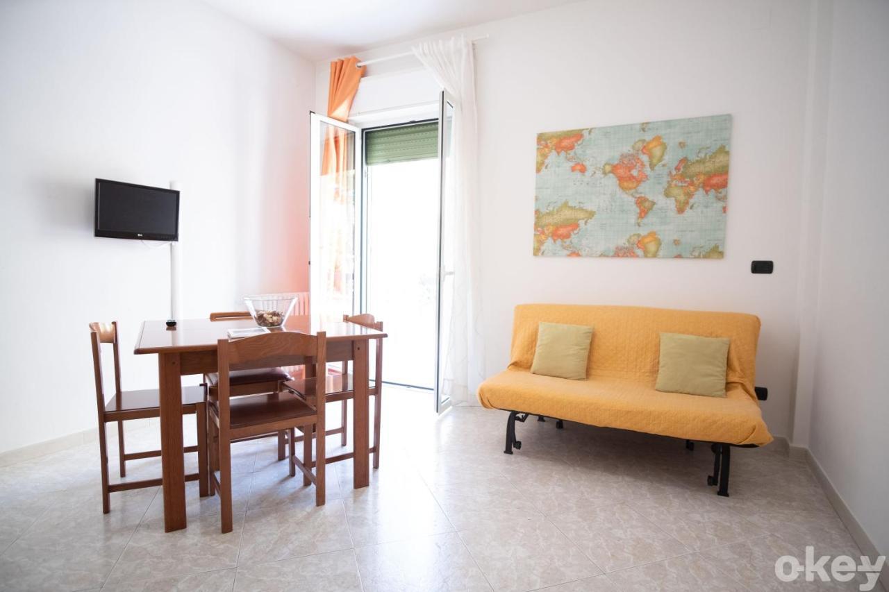 Cozy Apartments De Gasperi Bari Eksteriør billede