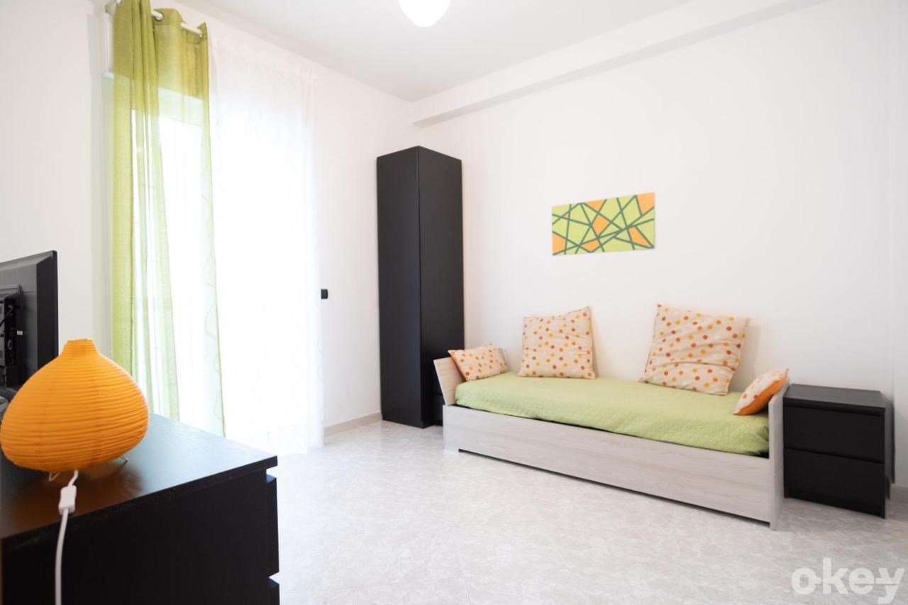 Cozy Apartments De Gasperi Bari Eksteriør billede